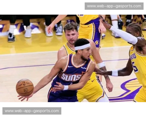 烈日灼金：太阳与湖人的季后赛史诗，谁才是西部的真王？